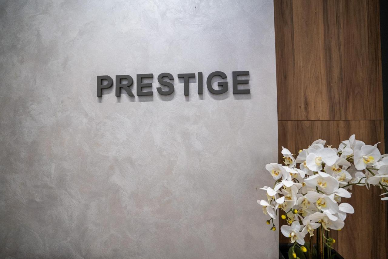 Hotel Prestige Mamaia Kültér fotó