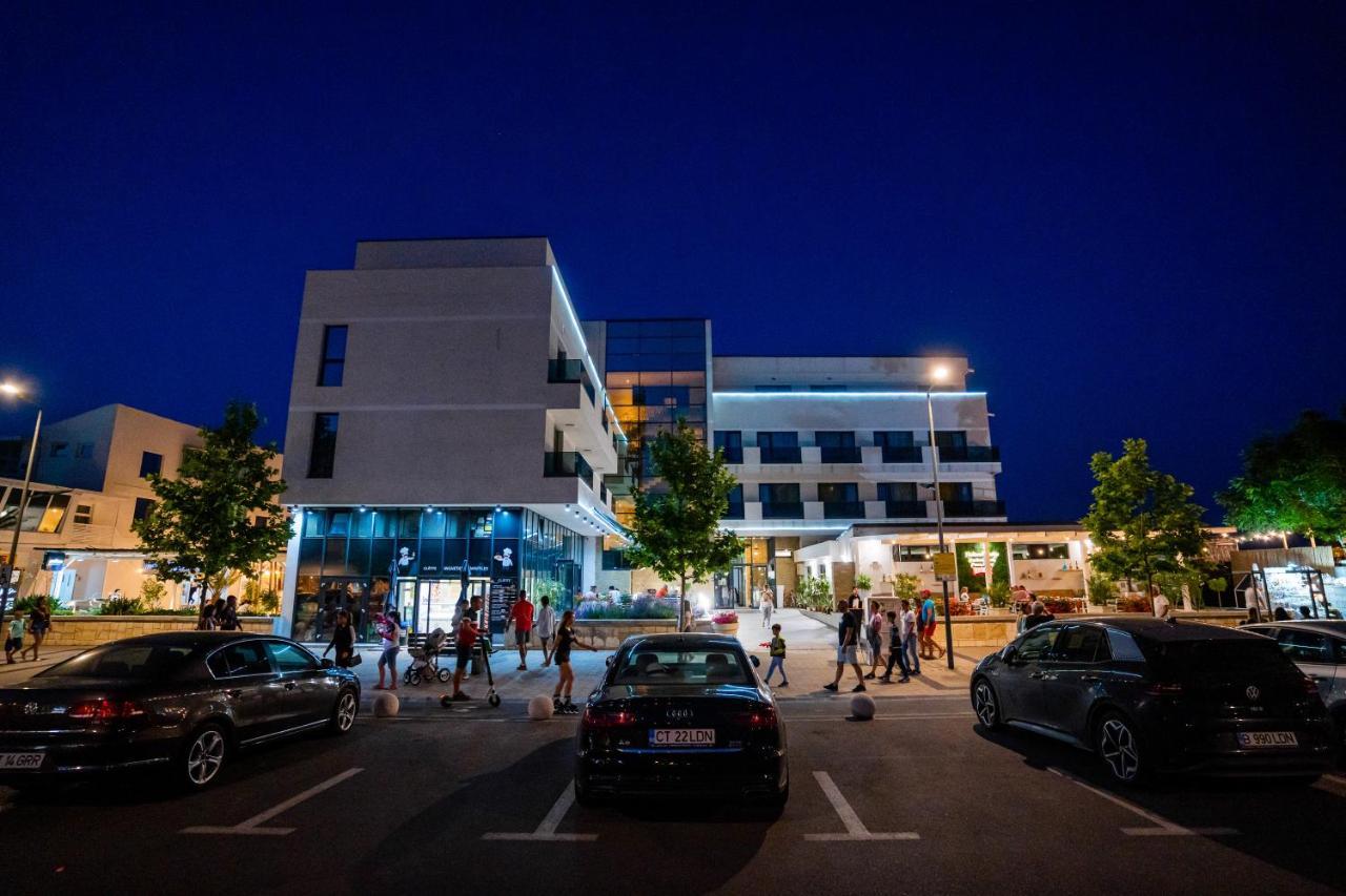 Hotel Prestige Mamaia Kültér fotó